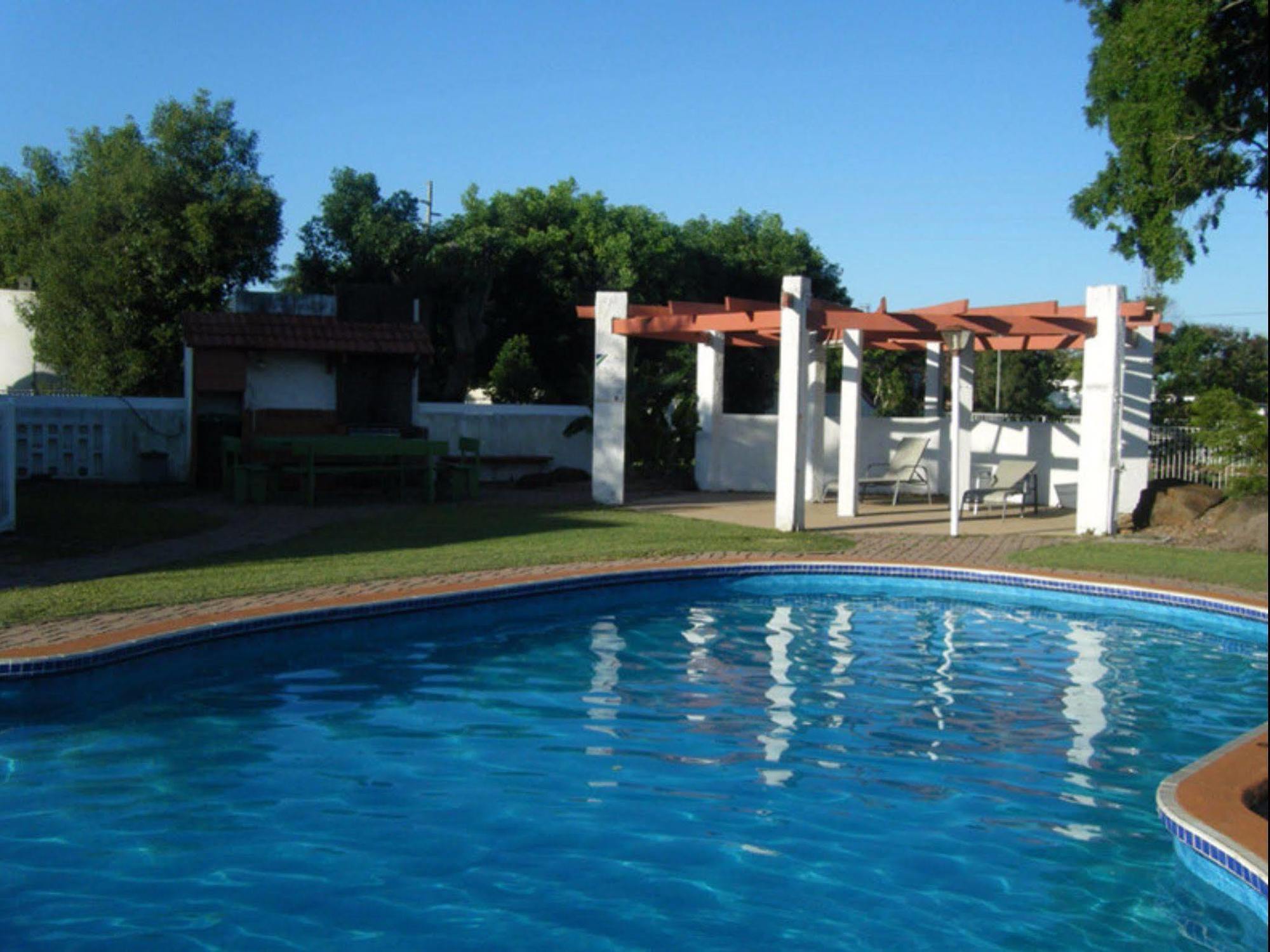 Bundaberg Spanish Motor Inn Exterior foto